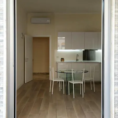 Center With Terrace Apartamento Milán